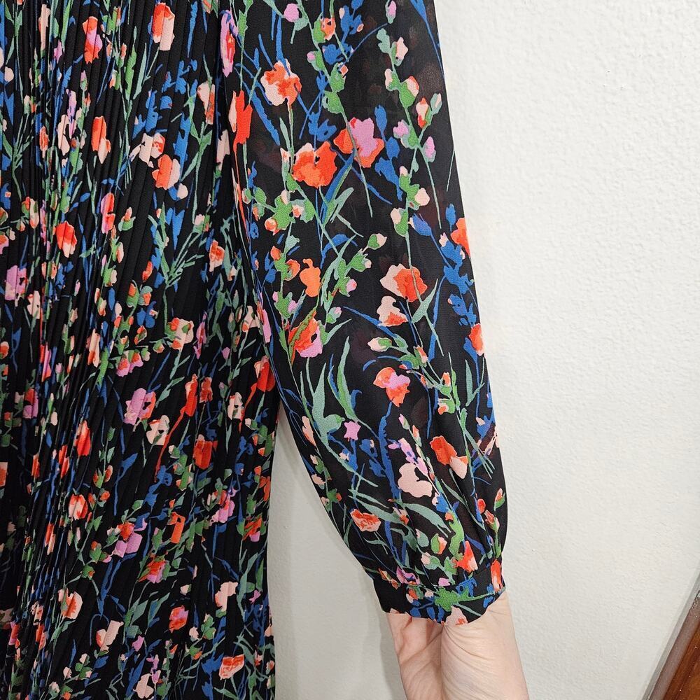 Zara Pleated Black Floral 3/4 Sleeve Mini Dress. Size Small - Picture 3 of 8